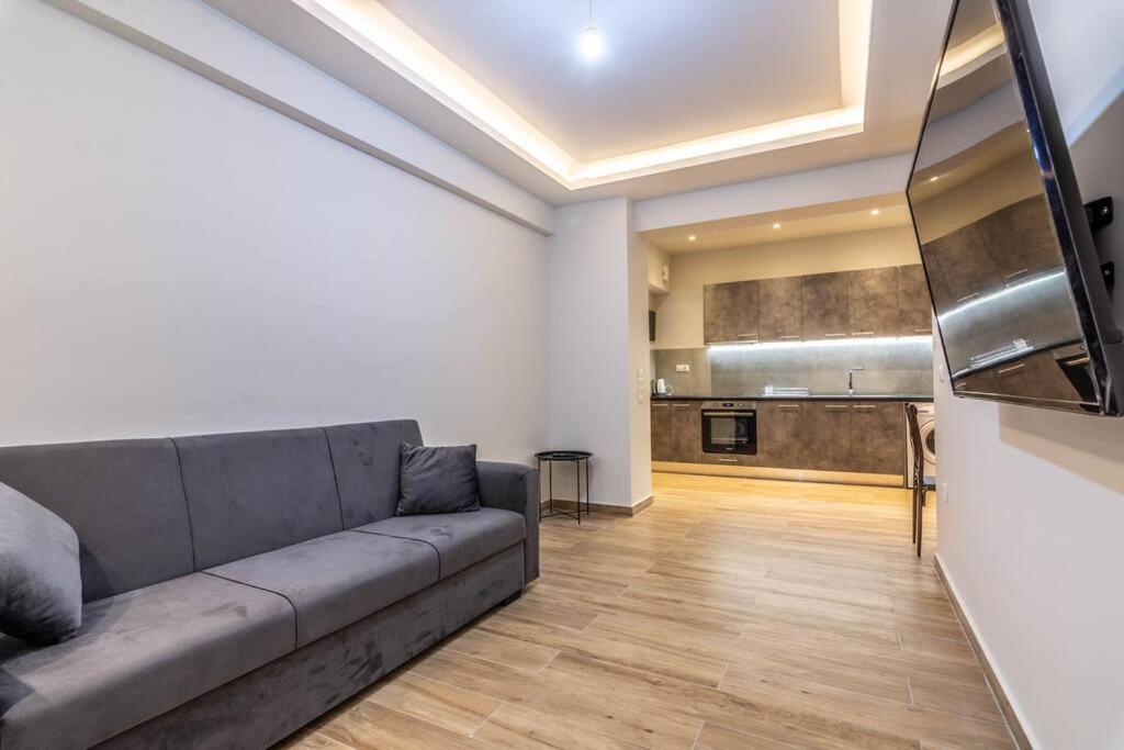 Апартаменты Pollys Place Афины Экстерьер фото