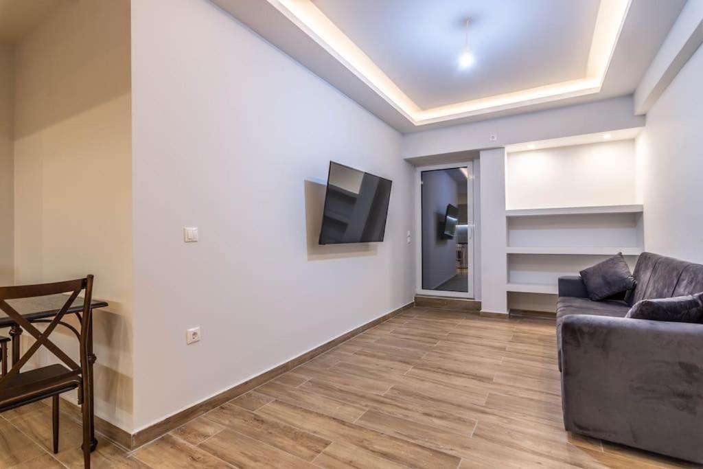Апартаменты Pollys Place Афины Экстерьер фото